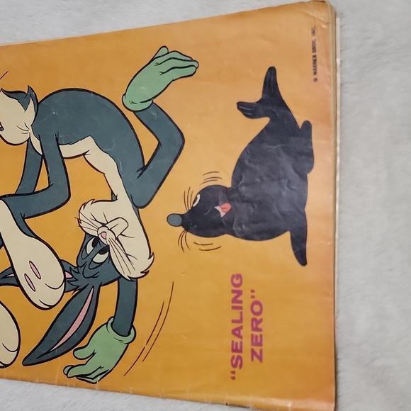 Bugs Bunny #134 Comic Book - Picture 13 of 13